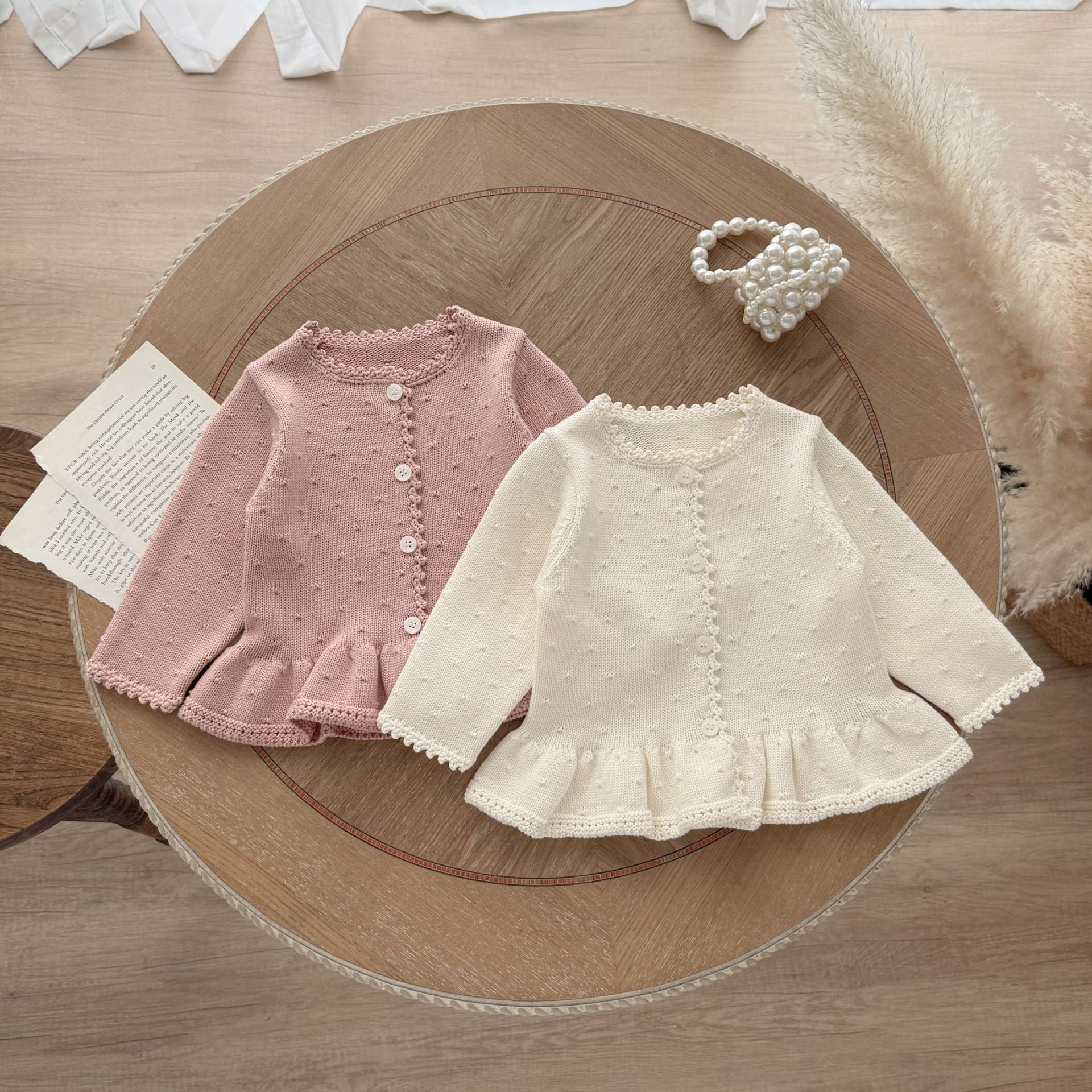 קרדיגן ובגדי גוף